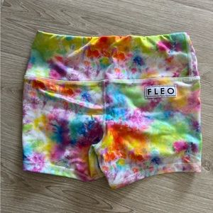 Fleo small tie dye shorts!
